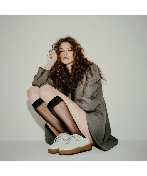 PUMA(プーマ)の「PUMA プーマ ウィメンズ PUMA x Ameri パレルモ モーダ スニーカー(スニーカー・レディース・シルバー・22.5cm/23.0cm/23.5cm/24.0cm/24.5cm/25.0cm/25.5cm/26.0cm/22.0cm)」の5枚目の写真