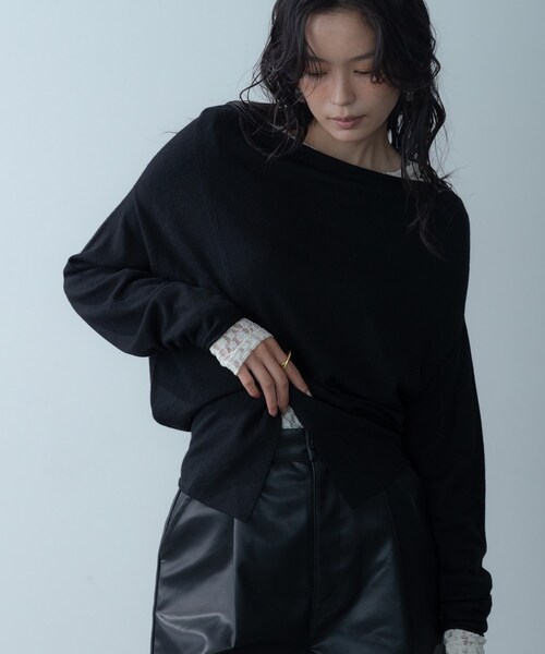 GALLEST（ギャレスト）の「2Wayドレープスリットニット（ニット/セーター・レディース・ブラック/オレンジ/ホワイト・38）」の4枚目の写真