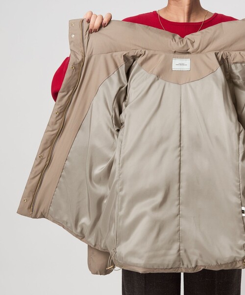 green label relaxing（グリーンレーベルリラクシング）の「フード ショート ダウン（ダウンジャケット/コート・レディース・ブラック/モカ/オフホワイト・36/38）」の12枚目の写真