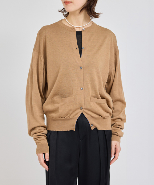 JOHN SMEDLEY（ジョンスメドレー）の「JOHN SMEDLEY別注 CD（ジョンスメドレー別注/天竺ニットカーディガン）（カーディガン/ボレロ・レディース・ライトグレー/ベージュ/ワイン/ブラック/チャコールグレー・38）」の14枚目の写真