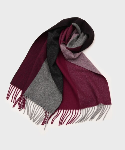 tk.TAKEO KIKUCHI（ティーケータケオキクチ）の「【カシミヤ100％】ピュアカシミヤセパレートマフラー（マフラー・メンズ・アイボリー系4/ブルー系その他6/ワイン系1/ブルーグリーン/ブラック系4・00）」の10枚目の写真