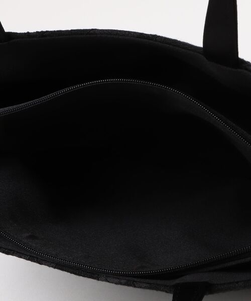CARETTE（カレット）の「たっぷり入るレースのブラックバッグ【喪服 礼服 ブラックフォーマル】（ハンドバッグ・レディース・ブラック・FREE）」の15枚目の写真