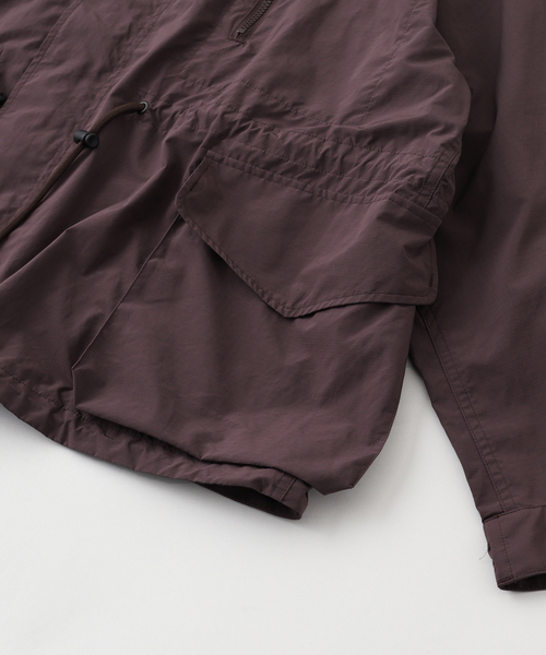 cabaret poval(キャバレーポバール)の「cabaret poval / キャバレーポバール NYLON COMBAT JACKET(ミリタリージャケット・メンズ・ブラック/ブラウン・MEDIUM/LARGE)」の6枚目の写真