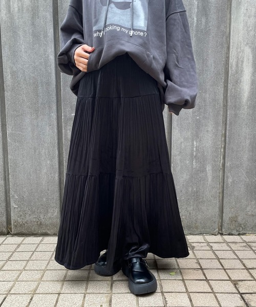 CRB(シーアールビー)の「フェイクスウェードティアードロングスカート(スカート・レディース・ブラック/カーキ/ブラウン/ベージュ/グレー・F)」の19枚目の写真