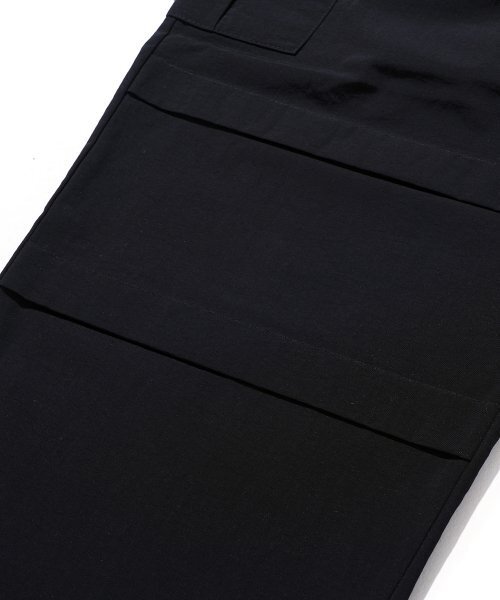 GAKKAI UNIONS(ガッカイユニオンズ)の「ワンタックナイロンパラシュートカーゴパンツブラック(スウェットパンツ・レディース・その他・SMALL/MEDIUM/LARGE)」の4枚目の写真
