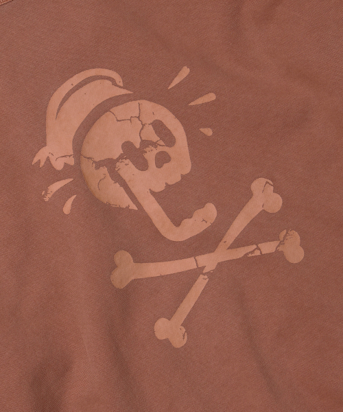 FRIZMWORKS(フリズムワークス)の「BLACK FLAG PIGMENT DYEING SWEATSHIRT _ BRICK(スウェット・メンズ・その他・SMALL/MEDIUM/LARGE/X-LARGE)」の5枚目の写真