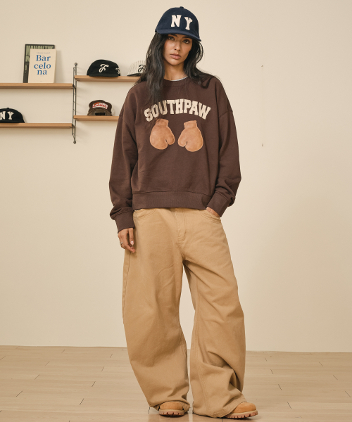 TAKEASY(テイクイージー)の「サウスポー クロップスウェット (ブラウン)(スウェット・メンズ・その他・LARGE/SMALL/MEDIUM)」の6枚目の写真