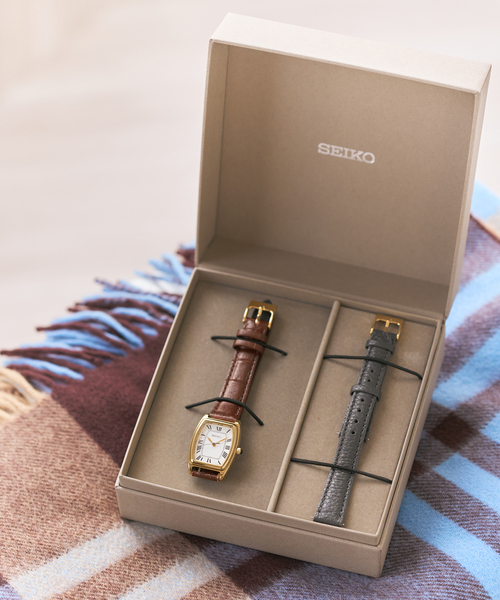 Spick & Span（スピックアンドスパン）の「SEIKO × Spick & Span × HIROB EXCLUSIVE SZPH059（アナログ腕時計・レディース・ゴールド・FREE）」の8枚目の写真