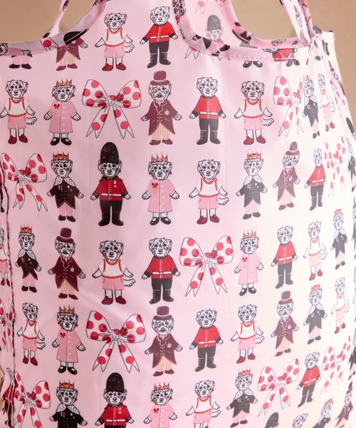 Cath Kidston(キャスキッドソン)の「フォルダウェイ ショッパー London Dogs(エコバッグ/サブバッグ・レディース・その他・FREE)」の3枚目の写真