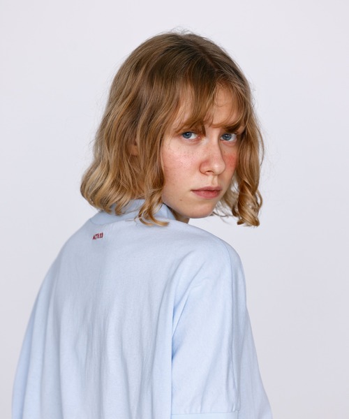 Kelen(ケレン)の「「KELEN / ケレン」刺繍デザイントップス(Tシャツ/カットソー・レディース・チャコールグレー/オフホワイト/サックスブルー・FREE)」の7枚目の写真