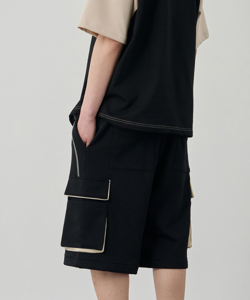 ALYSS（アリス）の「ダブルラインフラップカーゴバミューダスウェットパンツ[ブラック]（その他パンツ・レディース・その他・LARGE/MEDIUM/X-LARGE）」の2枚目の写真