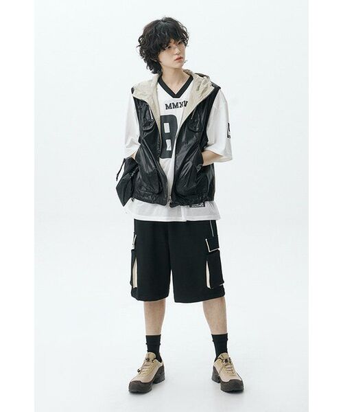 ALYSS（アリス）の「ダブルラインフラップカーゴバミューダスウェットパンツ[ブラック]（その他パンツ・レディース・その他・LARGE/MEDIUM/X-LARGE）」の4枚目の写真