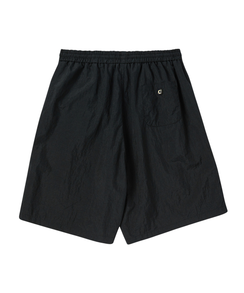 Beyond Closet（-）の「[COLLECTION LINE] ライトウェイトハンドドローイングナイロンバミューダパンツブラック（その他パンツ・レディース・その他・LARGE/SMALL）」の2枚目の写真