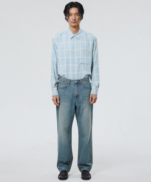 SHIRTER(シャーター)の「SECOND EDITION DENIM PANTS (FADED BLUE)(デニムパンツ・メンズ・その他・SMALL/MEDIUM/LARGE)」の3枚目の写真