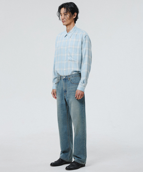 SHIRTER(シャーター)の「SECOND EDITION DENIM PANTS (FADED BLUE)(デニムパンツ・メンズ・その他・SMALL/MEDIUM/LARGE)」の4枚目の写真