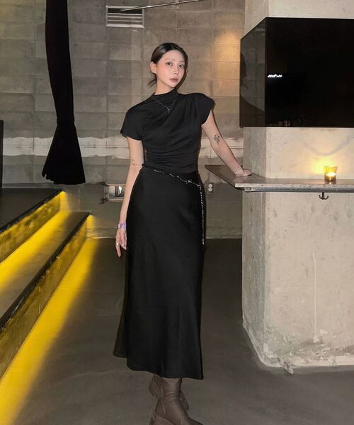YUPPE(ヨッペ)の「SATIN LONG SKIRT_BLACK(スカート・レディース・その他・SMALL/MEDIUM)」の8枚目の写真