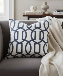 IO（イオ）（イオ）の「IO Select / 北欧モチーフ刺繍 45×45cm デザインクッションカバー YWG-0003（クッション/クッションカバー）」