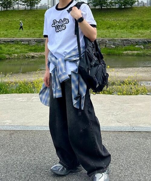 DOLPHIN WAVE APPAREL(ドルフィンウェーブアパレル)の「ドルフィン発泡プリントビッグロゴリンガー半袖Tシャツホワイト(Tシャツ/カットソー・メンズ・その他・MEDIUM/LARGE/X-LARGE)」の13枚目の写真