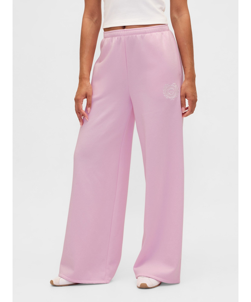 GAP(ギャップ)の「ハイライズ ヴィンテージソフト ハート Gapロゴ バギースウェットパンツ(スウェットパンツ・レディース・ブラウン/ピンク/ブラック/ライトブルー/グレー・L/M/S/XS/XXS)」の5枚目の写真