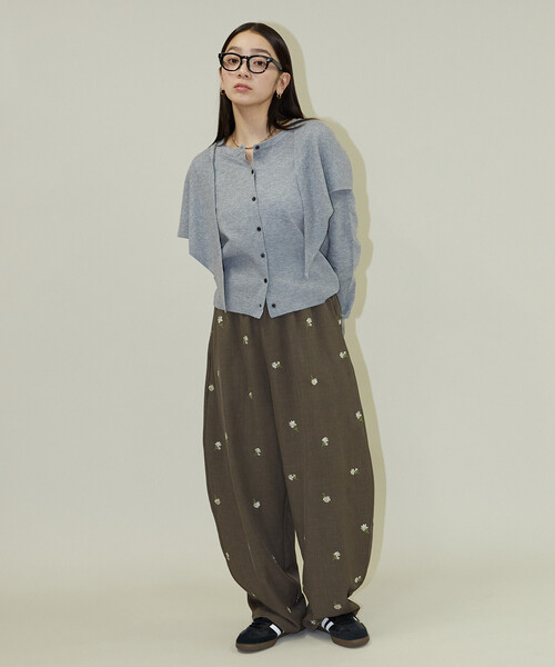 PUBLUX/パブリュクス 小花柄刺繍 コクーン イージーパンツ 限定展開