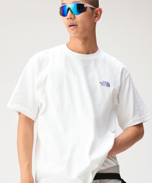 THE NORTH FACE(ザノースフェイス)の「THE NORTH FACE / Mountain Flower Tee(Tシャツ/カットソー・メンズ・ブラック/ホワイト・MEDIUM/SMALL/LARGE/X-LARGE)」の5枚目の写真