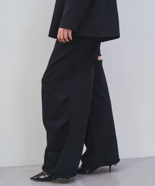 JOSE MOON（ジョゼムーン）の「TACK SLIT SWEAT PANTS/タックスリットスウェットパンツ（スウェットパンツ・レディース・ブラック/グレー/チャコールグレー・36/38）」の21枚目の写真