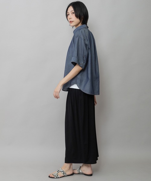 Munich(ミューニック)の「【速乾性】【通気性】2.25ozシアーデニムバックシャーリングカラーシャツ(シャツ/ブラウス・レディース・サックスブルー/ネイビー・FREE)」の13枚目の写真