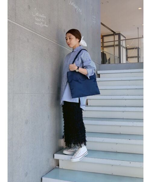 IENA ENFANT(イエナアンファン)の「【MARONENONFEE/マーロンエノンフィ】別注パレルモラージ(トートバッグ・レディース・ネイビー/ブラック・FREE)」の12枚目の写真