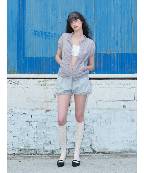 ETMON(エトモン)の「Curved Shirring Wind Jumper Greyish Purple(ナイロンジャケット・レディース・その他・FREE)」の3枚目の写真