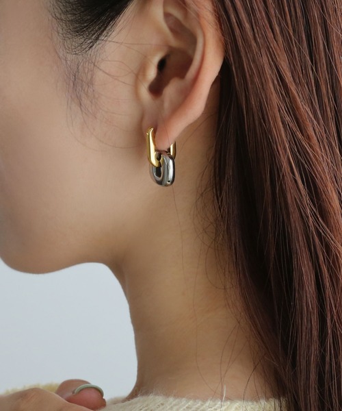 colleca la（コレカラ）の「[stainless]ステンレス・2WAYリンクピアス〈金属アレルギー対応〉（ピアス（両耳用）・レディース・シルバー×ゴールド/ゴールド・FREE）」の5枚目の写真