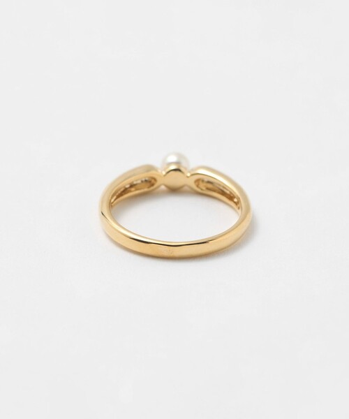 BEAUTY&YOUTH UNITED ARROWS（ビューティーアンドユースユナイテッドアローズ）の「ワン パールモチーフ リング（リング・レディース・ゴールド・11）」の4枚目の写真
