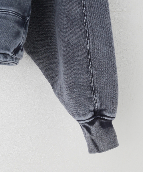 JOURNAL STANDARD（ジャーナルスタンダード）の「ガーメントダイプルパーカー（パーカー・レディース・ブラウン系その他/レッド/チャコールグレー・FREE）」の5枚目の写真