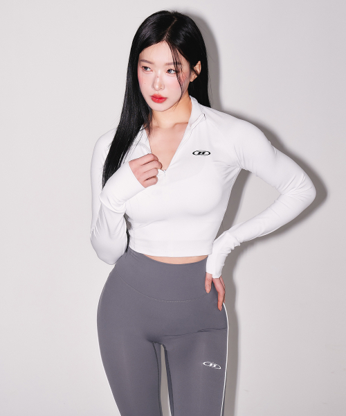 BORN TO WIN（ボーントゥウィン）の「W SYMBOL B MESH HALF ZIP-UP JACKET [WHITE]（Tシャツ/カットソー・レディース・その他・1/2）」の3枚目の写真