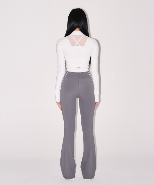 BORN TO WIN（ボーントゥウィン）の「W SYMBOL B MESH HALF ZIP-UP JACKET [WHITE]（Tシャツ/カットソー・レディース・その他・1/2）」の7枚目の写真