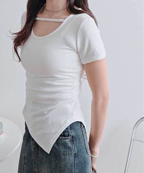 kirakiraShop(キラキラショップ)の「ネック ストラップ シャーリング アシメ Tシャツ(Tシャツ/カットソー・レディース・イエロー/ブラック/ピンク/ホワイト/ブルー・FREE)」の1枚目の写真