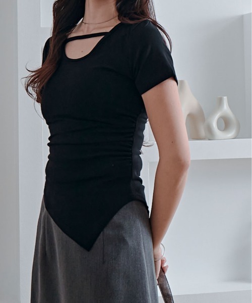 kirakiraShop(キラキラショップ)の「ネック ストラップ シャーリング アシメ Tシャツ(Tシャツ/カットソー・レディース・イエロー/ブラック/ピンク/ホワイト/ブルー・FREE)」の11枚目の写真