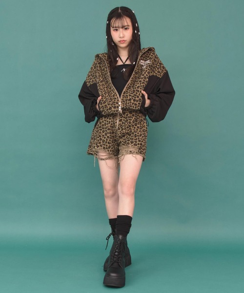 ANAP GiRL(アナップガール)の「キリカエ配色ブルゾン(ブルゾン・キッズ・ブルー/ベージュ・XS/S/M)」の8枚目の写真