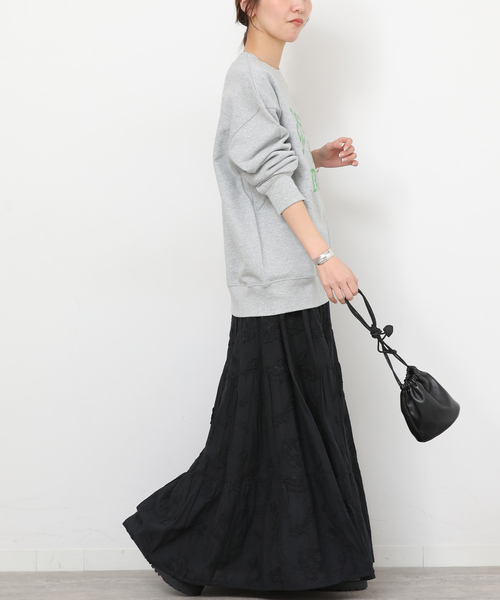 JOURNAL STANDARD relume（ジャーナルスタンダード　レリューム）の「3Dシフリティアードスカート（スカート・レディース・ホワイト/ブラック・FREE）」の4枚目の写真