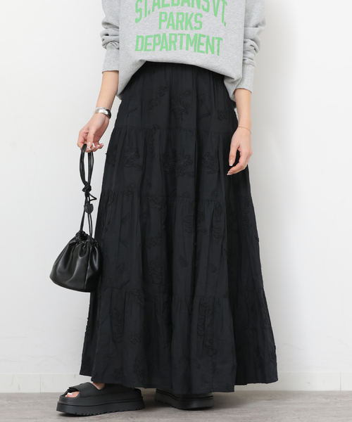 JOURNAL STANDARD relume（ジャーナルスタンダード　レリューム）の「3Dシフリティアードスカート（スカート・レディース・ホワイト/ブラック・FREE）」の6枚目の写真