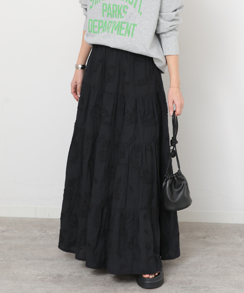 JOURNAL STANDARD relume（ジャーナルスタンダード　レリューム）の「3Dシフリティアードスカート（スカート・レディース・ホワイト/ブラック・FREE）」の7枚目の写真