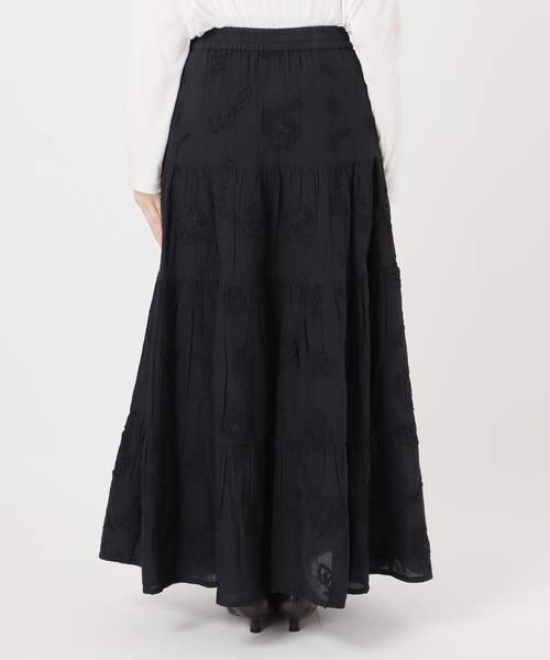 JOURNAL STANDARD relume（ジャーナルスタンダード　レリューム）の「3Dシフリティアードスカート（スカート・レディース・ホワイト/ブラック・FREE）」の20枚目の写真