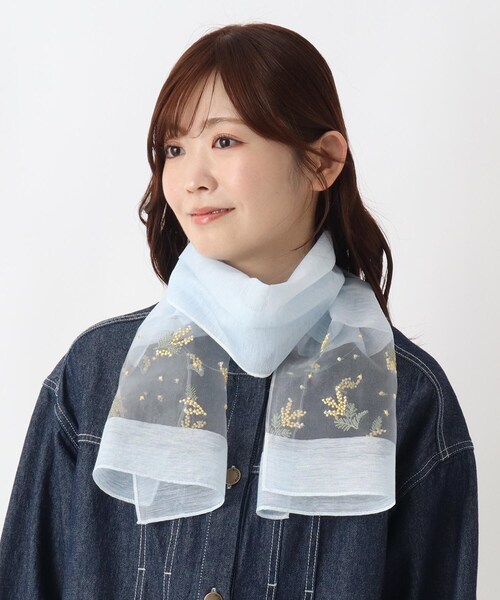one'sterrace(ワンズテラス)の「シアー 刺繍ミニストール(ストール/ショール・レディース・サックスブルー系8/アイボリー系8・99)」の7枚目の写真
