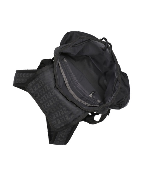 MSGM(エムエスジーエム)の「【MSGM×LeSportsac】TheMwave Jaquard Voyager Backpack(バックパック/リュック・レディース・ブラック・ONE SIZE)」の5枚目の写真