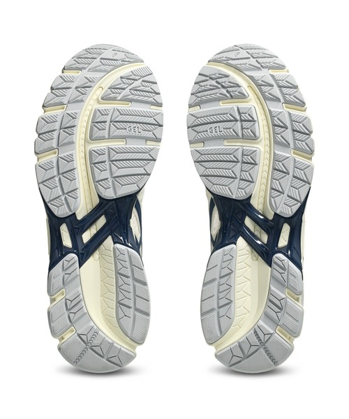 ASICS(アシックス)の「GEL-KAYANO 20 / ゲルカヤノ 20(スニーカー・メンズ・ホワイト系その他・26/29/29.5/23.5/27.5/24/28/23/24.5/25/25.5/27/26.5/28.5)」の7枚目の写真