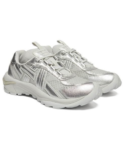 Onitsuka Tiger(オニツカタイガー)の「TIGTRAIL / ティグトレイル(スニーカー・レディース・シルバー・29/28.5/28/27.5/27/26.5/26/25.5/25/24.5/24/23.5/23/22.5)」の8枚目の写真