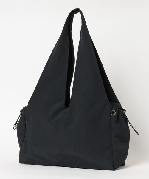 LOWRYS FARM（ローリーズファーム）の「ナイロン５ポケットトートＢＡＧ 647491（トートバッグ・レディース・ブラック/ホワイト・FREE）」の5枚目の写真
