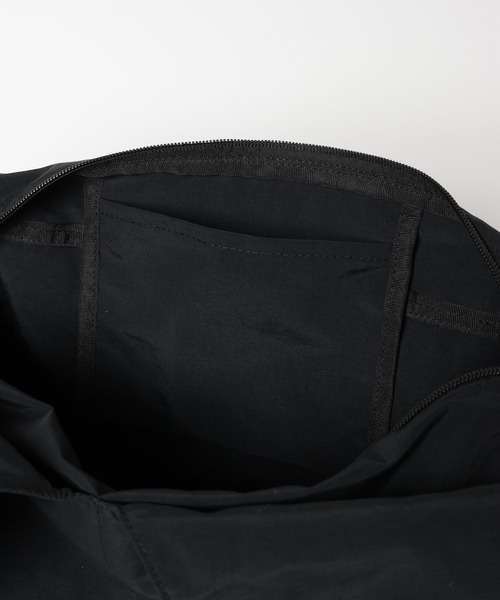 LOWRYS FARM（ローリーズファーム）の「ナイロン５ポケットトートＢＡＧ 647491（トートバッグ・レディース・ブラック/ホワイト・FREE）」の14枚目の写真