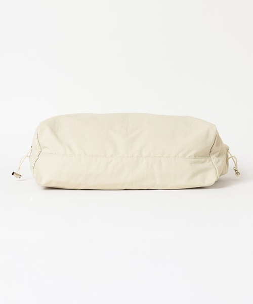 LOWRYS FARM（ローリーズファーム）の「ナイロン５ポケットトートＢＡＧ 647491（トートバッグ・レディース・ブラック/ホワイト・FREE）」の16枚目の写真