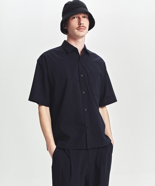 UNFILO(アンフィーロ)の「FINE MOVE Light シャツ(シャツ/ブラウス・メンズ・ブラック系/カーキ系/ネイビー系・SMALL/MEDIUM/LARGE/X-LARGE)」の17枚目の写真