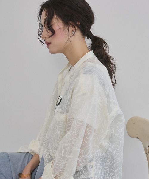 hunch(ハンチ)の「シアー刺繍シャツ(シャツ/ブラウス・レディース・ブラック/アイボリー・FREE)」の8枚目の写真